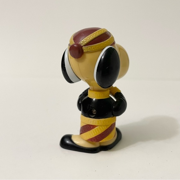 Snoopy World Tour Indonesia Figure Toy - Picture 4 of 10